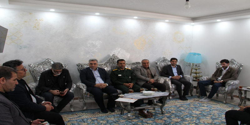 دیدار اعضاء هیات مدیره، بازرسان و مسئولین بسیج مهندسین با خانواده شهدا